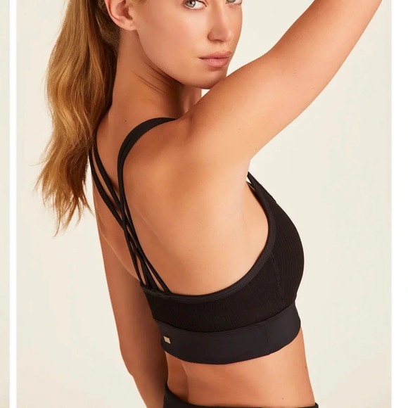 NWT $80 Alala Peak Bra in Black/ Black Rib - Size Small - Picture 7 of 10